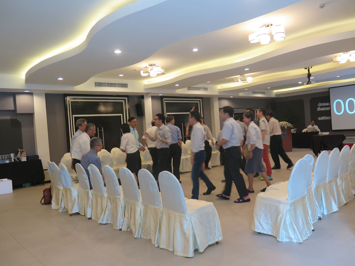 img-1450853579