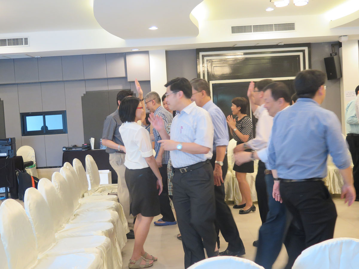 img-1450853587