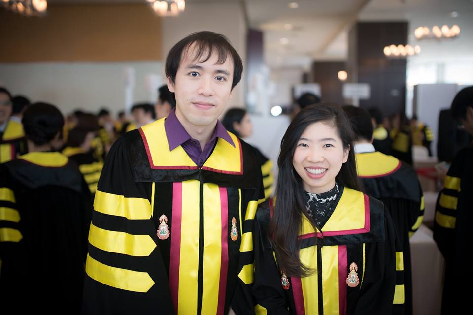 img-1493734384