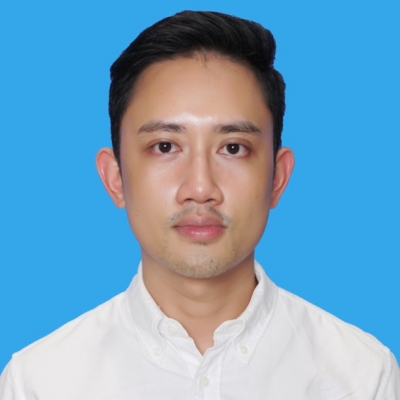 นายแพทย์นพรุจ ยุทธนา