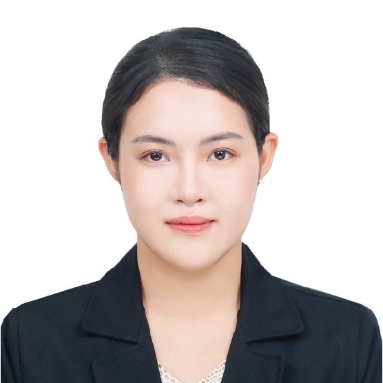 แพทย์หญิงนวพร เฉลิมสุข