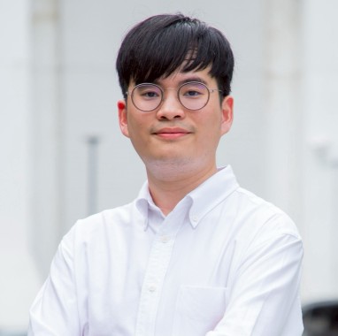 นายแพทย์กรมิษฐ์ ธัญญะศิริกุล