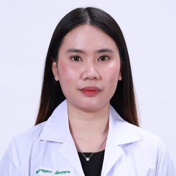 แพทย์หญิงกาญจนา เทียบกลาง